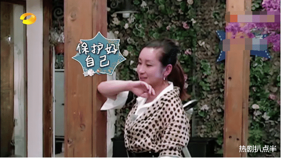 王俊凯|王俊凯被圈内人警告骚扰，秦海璐在《中餐厅》对他说的话，是真理