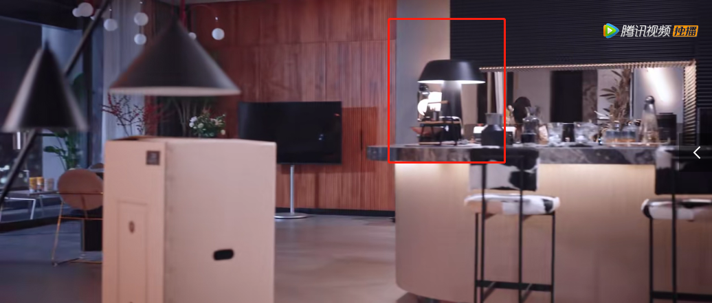 迪丽热巴|迪丽热巴新剧“半个亿”大平层太壕！400㎡陈列100万家具拉满！