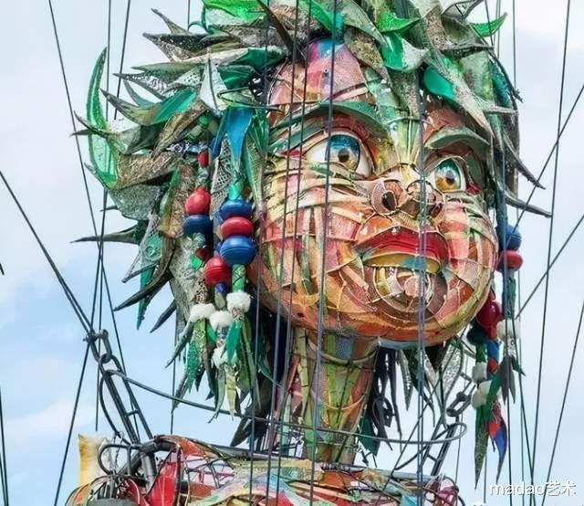 设计师已经不止接地气，都开始接地府了，让你知道什么叫作惊悚