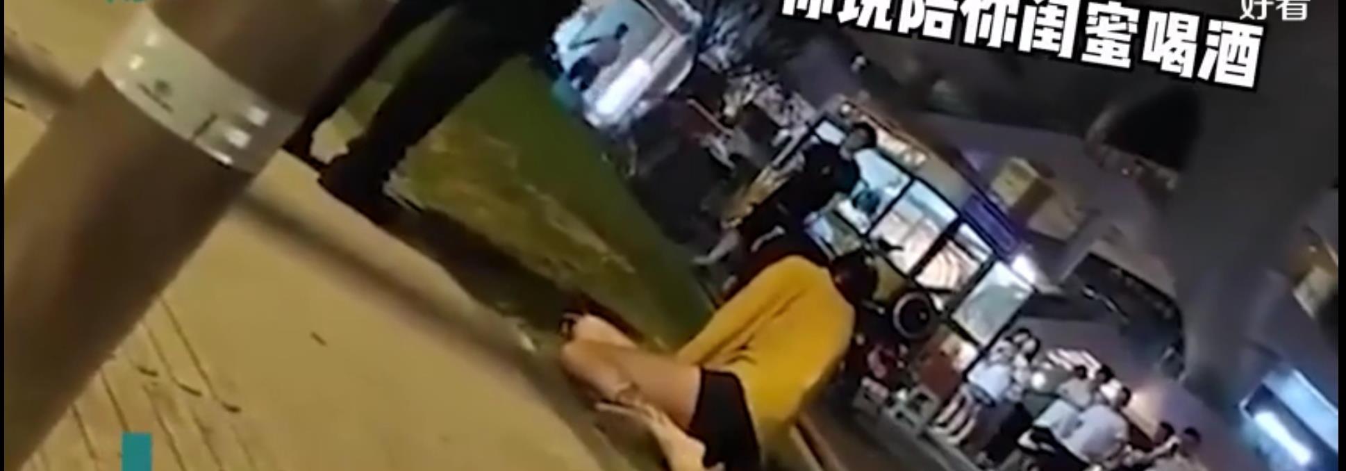 云浮 “她和4个男人”江苏女子被异性灌醉遭丈夫当街打骂！网友：窝里横