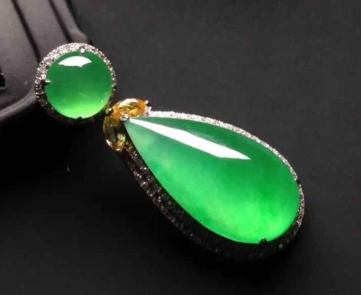 |看不懂翡翠的“绿”？五字标准超简单！