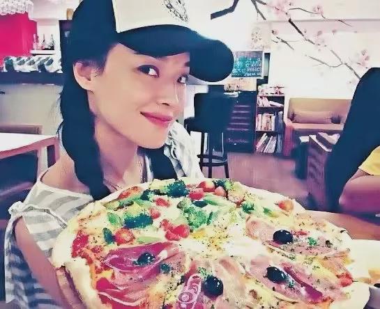 龚俊|果然，久未露面的张静初，出问题了，谢霆锋秦海璐的反应很真实