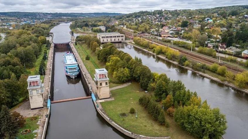 莫斯科|这条河是莫斯科的“母亲河”，连通世界五大海，让其成为五海之港