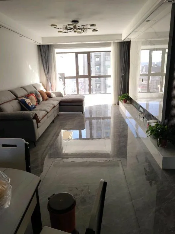 这装得怎么样？118平花了18万，灯具网购的，是不是太丑了？