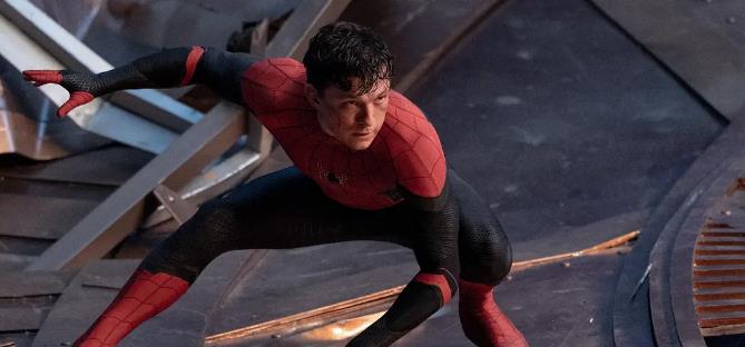 李健|蜘蛛侠要是口渴，他会脱下面具喝水吗？荷兰弟亲自示范喝水技巧