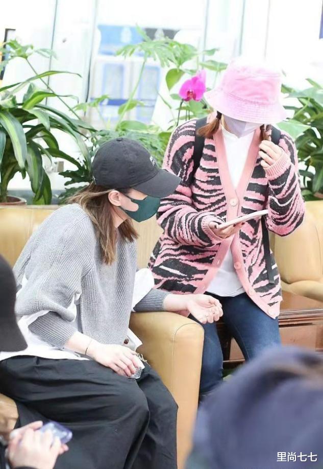 里尚七七 阿娇总算扳回一局!黑白灰玩得太高级,阿sa扮嫩过头反显村味感