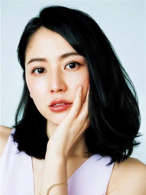 长泽雅美|十大年轻貌美的日本女星！各个魔鬼身材性感美艳太撩人