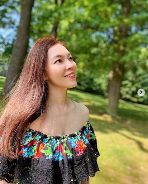 曾馨莹|舞蹈老师曾馨莹：34岁嫁58岁首富得千万聘礼，6年生3胎稳坐阔太位