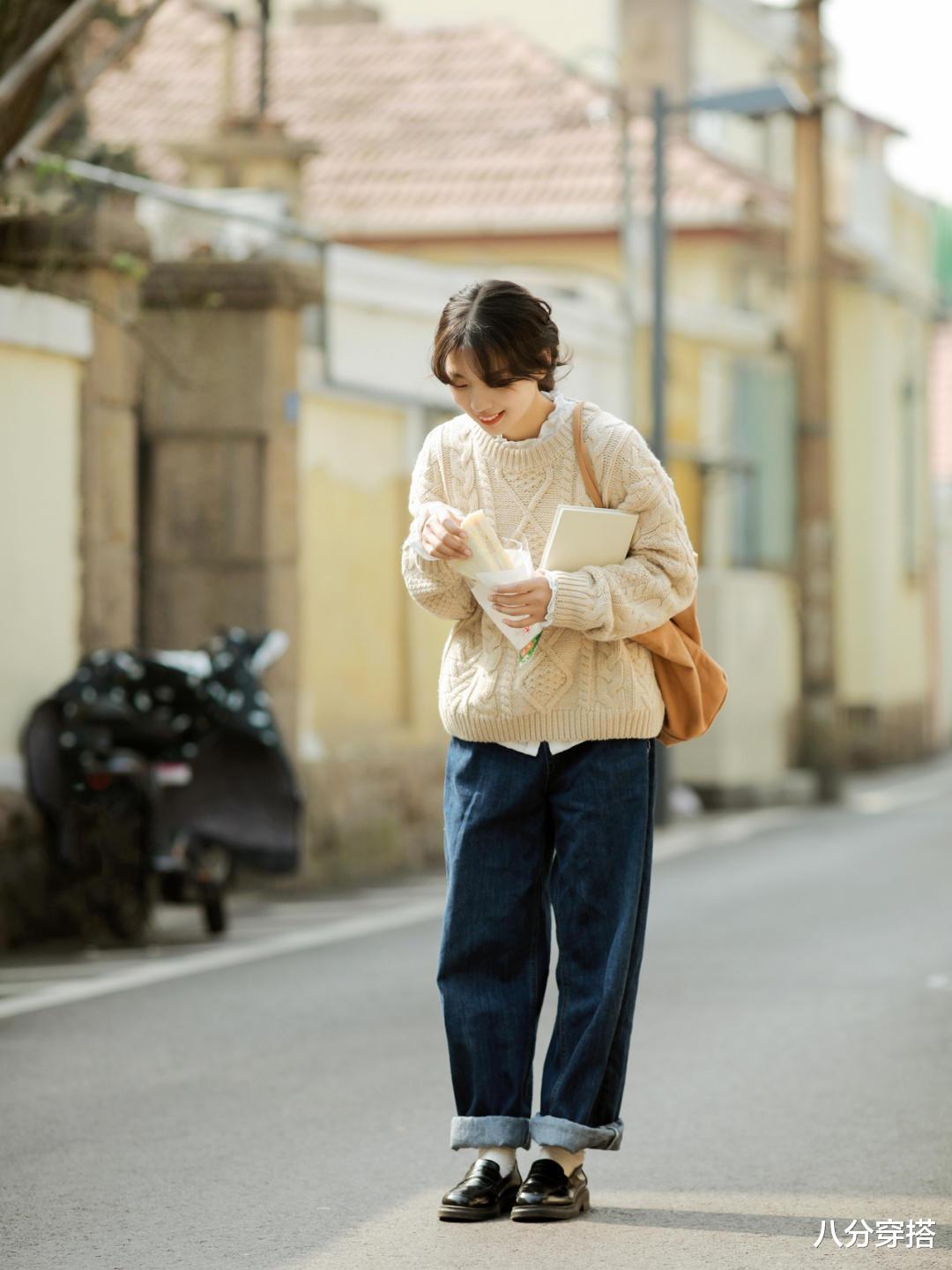 八分穿搭 小个子要学会穿“毛衣”,看这位博主的几组时尚造型,显高又洋气
