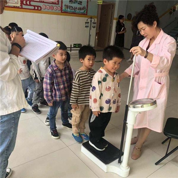 馋嘴的小猫|“偷走”孩子身高的“凶手”是它，医生：家长做菜爱放，孩子爱吃