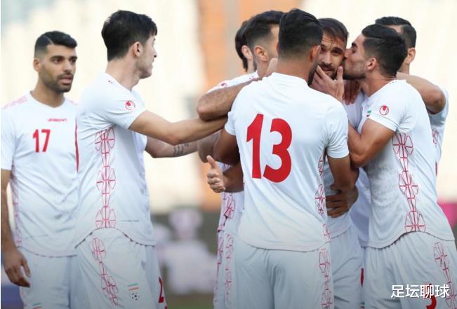 国足|1-0！亚洲冠军抢回小组榜首，伊朗沦为第2，国足出线形势：取胜=反超