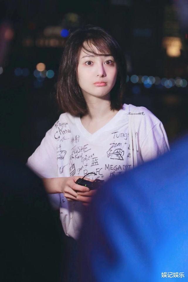 郑爽|郑爽被曝已跟孩子住一起，一双儿女瘦弱头发稀少，好友为luna担忧