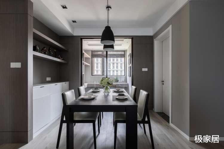 深色系为主的家居空间,整洁又沉稳,充满质感更能彰显品位