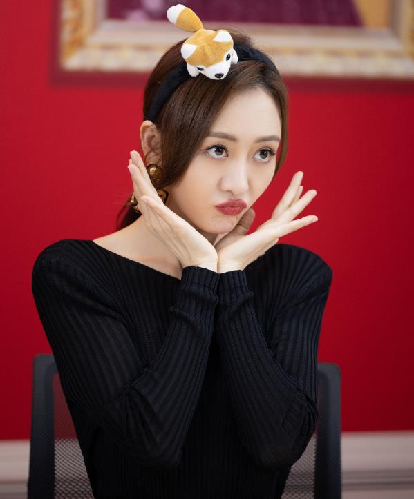 王鸥|“人间水蜜桃”卸妆变大妈，当红女艺人化妆堪比“整容”，厉害！