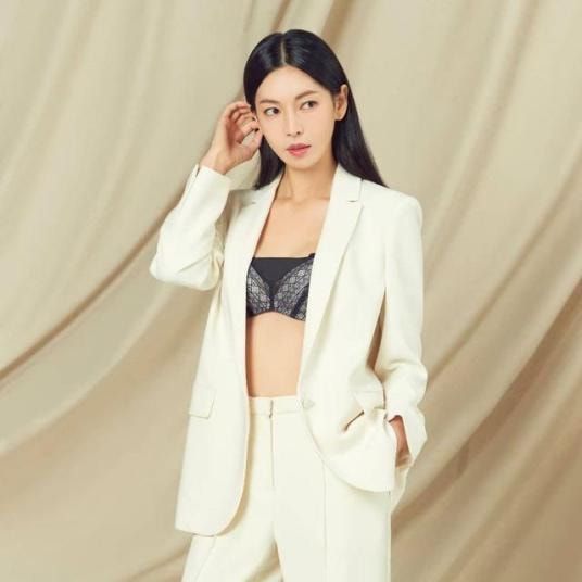 陈小春|《九尾狐传2》即将来袭，金素妍或将担任女主，能否超越曹宝儿？