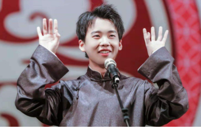 郭麒麟|虚胖发福算什么?这4位底子优秀的“潜力股”,减肥完美逆袭