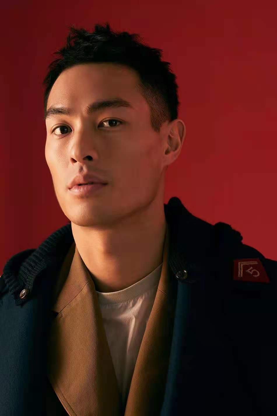 电影节|样貌平平，演技无长进，为什么他的资源却好到爆？