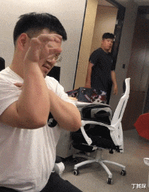 丁其琛|神回复:来表哥家玩,感觉我好像喜欢上表嫂了,怎么办