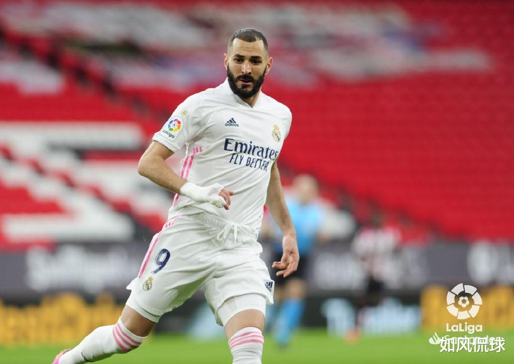 皇家马德里|从?4-1到1-0！皇马踢疯了，冲11年神迹+齐达内第3冠，马竞遭阻击