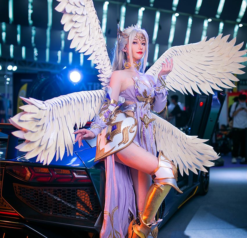 徐冬冬|斗罗大陆：千仞雪神级cos来啦！颜值气质超还原，大长腿比原版还性感