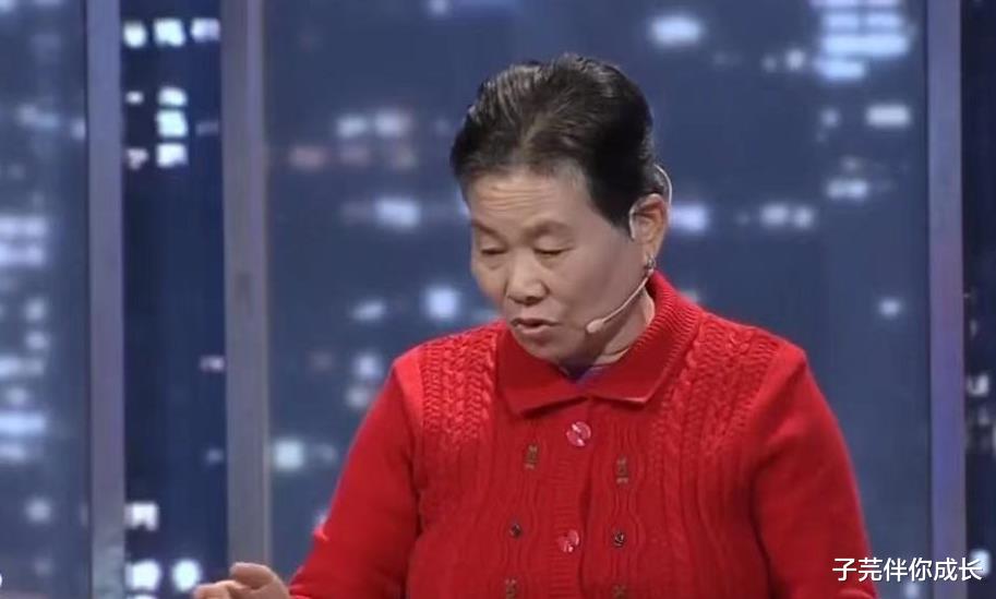 子芫伴你成长 女儿20岁认回生母，15万换生母一套房，养母：补偿我200万