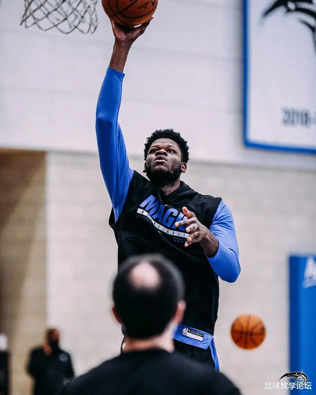 魔术队|2+11+2！增重12.7公斤！臂展2米39的Zion！这次真的毁了