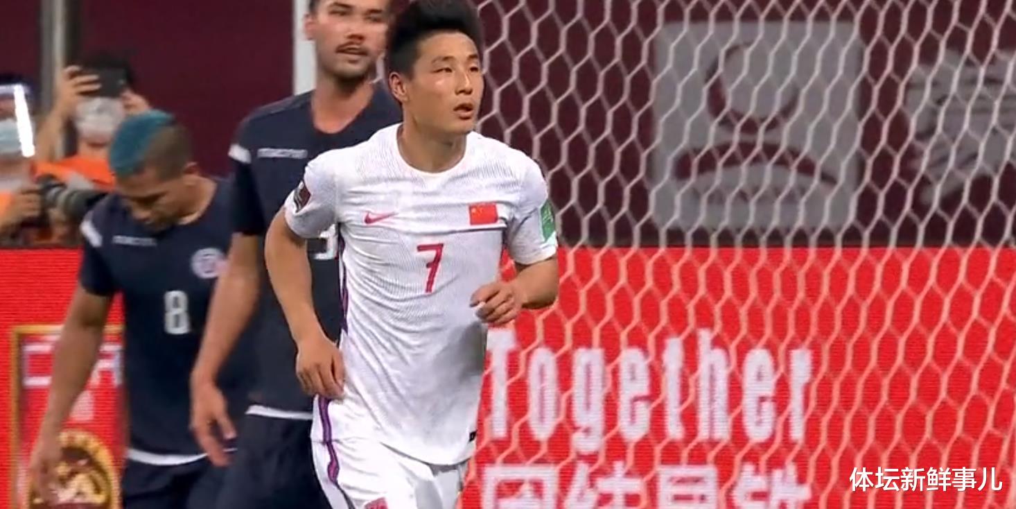 國(guó)足|輸球又輸人！國(guó)足7-0關(guān)島，詹俊曝內(nèi)情，武磊引熱議，誰(shuí)注意李鐵舉動(dòng)