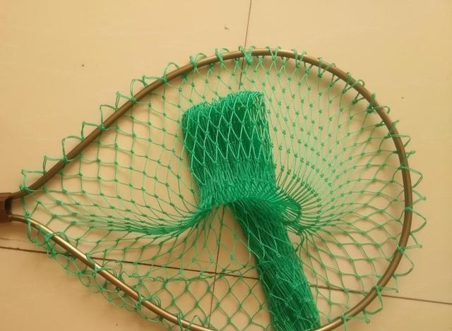 于时为伴 钓鱼人少抽几包烟，也要拿下这几件装备，钓鱼时不遭罪