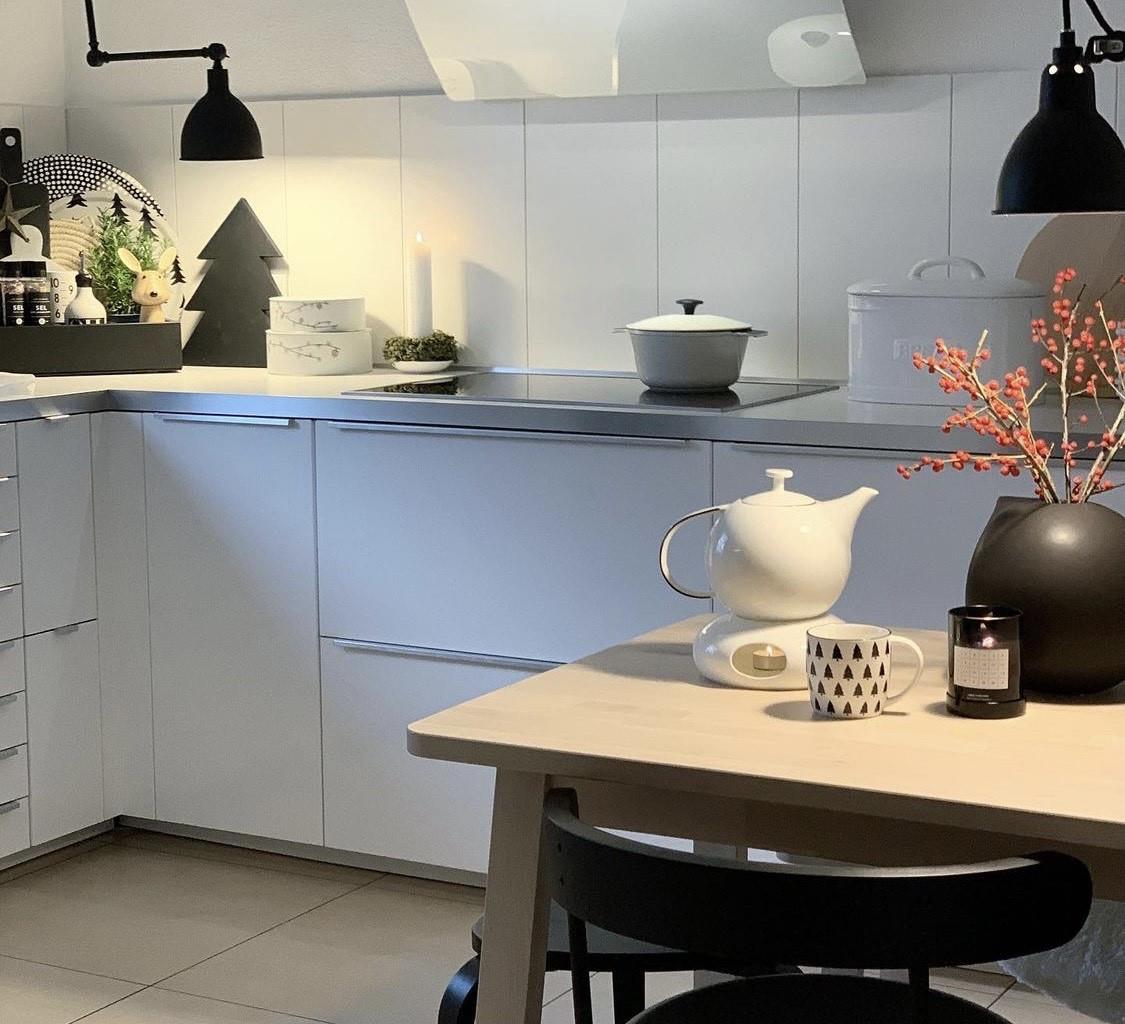 看了她家,真的有被治愈到了!门前庭院,岁月静好,美得超乎想象