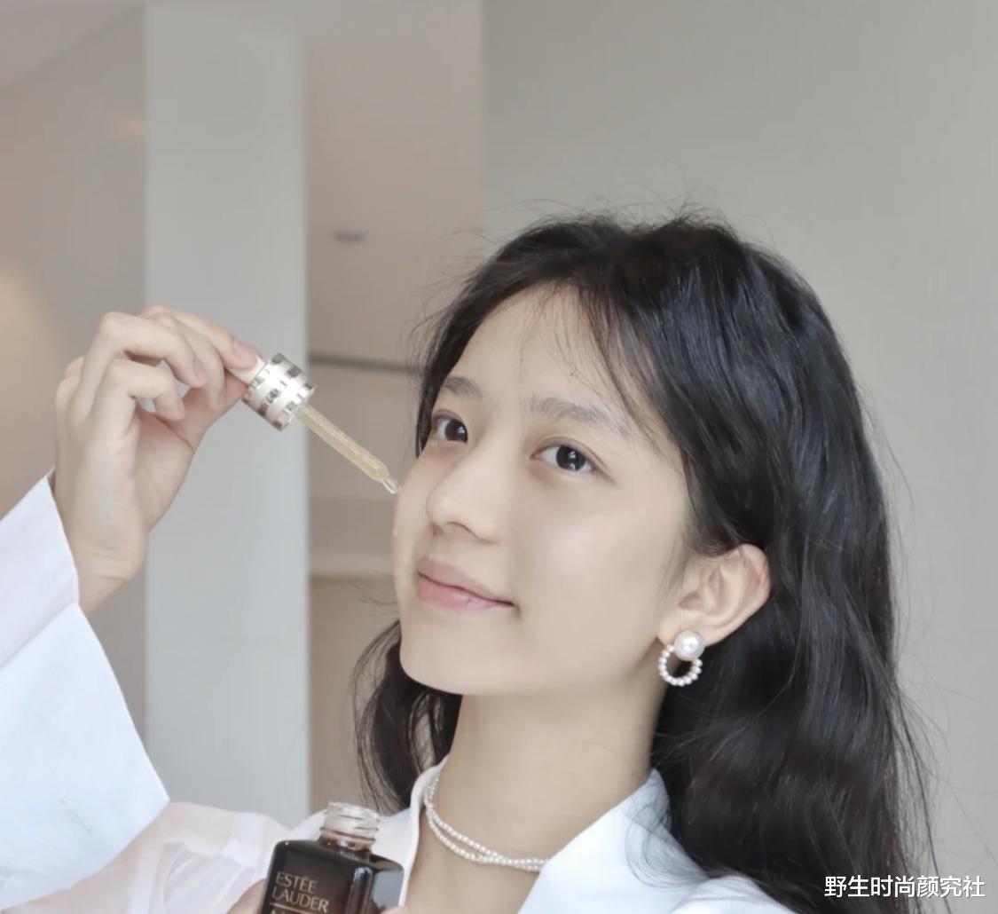 保湿 天冷了别只会敷面膜，3样护肤品经常用，保湿抗老，让你水润过冬