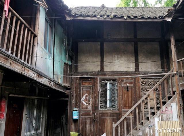 古镇 崇州一“落寞”古镇,古街、古房透着凄凉之美,三编三绝令人称赞