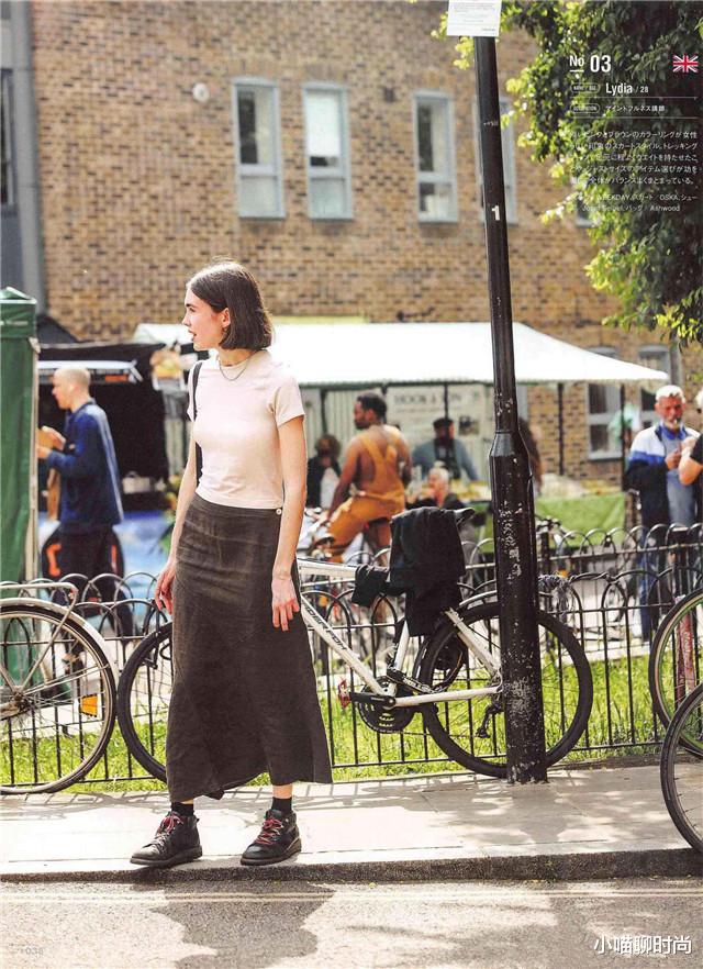 小喵聊时尚|为什么你穿半身长裙+短靴显拖沓？学学日系的穿衣思路，实用高级