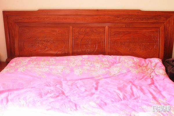 民福康|患上腰间椎盘突出，怎么调理？