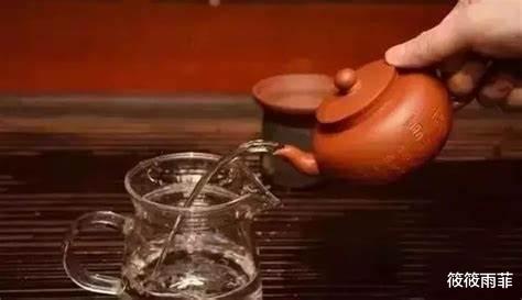 打麻将|为什么很多麻将馆老板说:麻将馆开久了,人会崩溃,你怎么看?