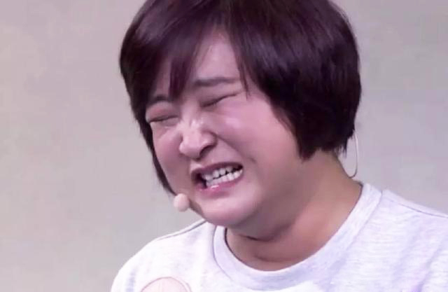 贾玲|破60亿，终于超越《战狼2》，《你好，李焕英》靠什么成了票房吸金石