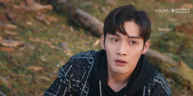 司藤|《司藤》首播引热议，景甜饰演的司藤又没又飒，获原著党好评