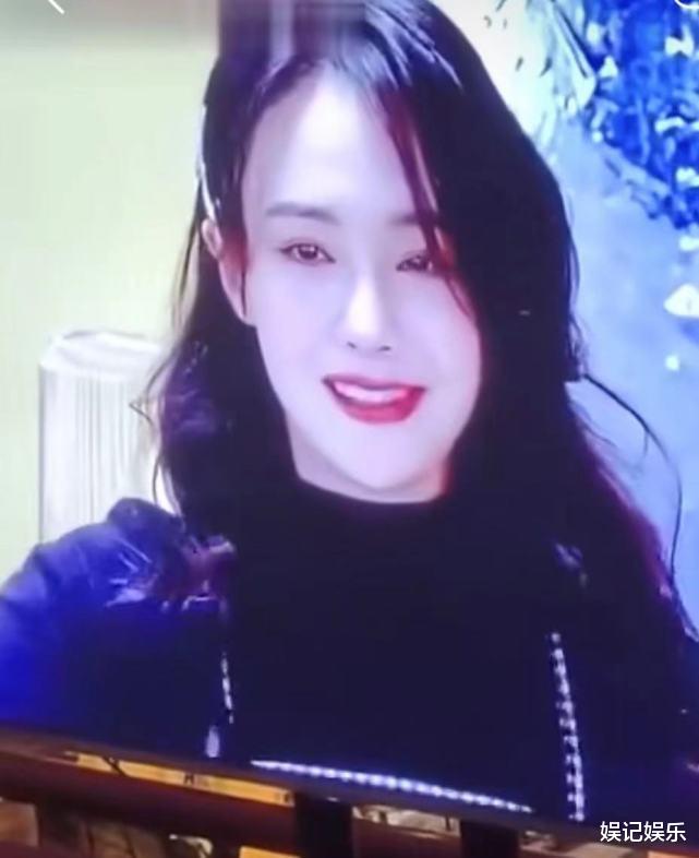 郑爽|郑爽录退圈视频哭了,张恒:初衷是想回国,没想毁了郑爽