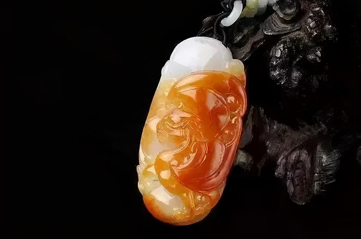 |小万买下的翡翠明料，却因这一点，起货后价值翻了几十倍