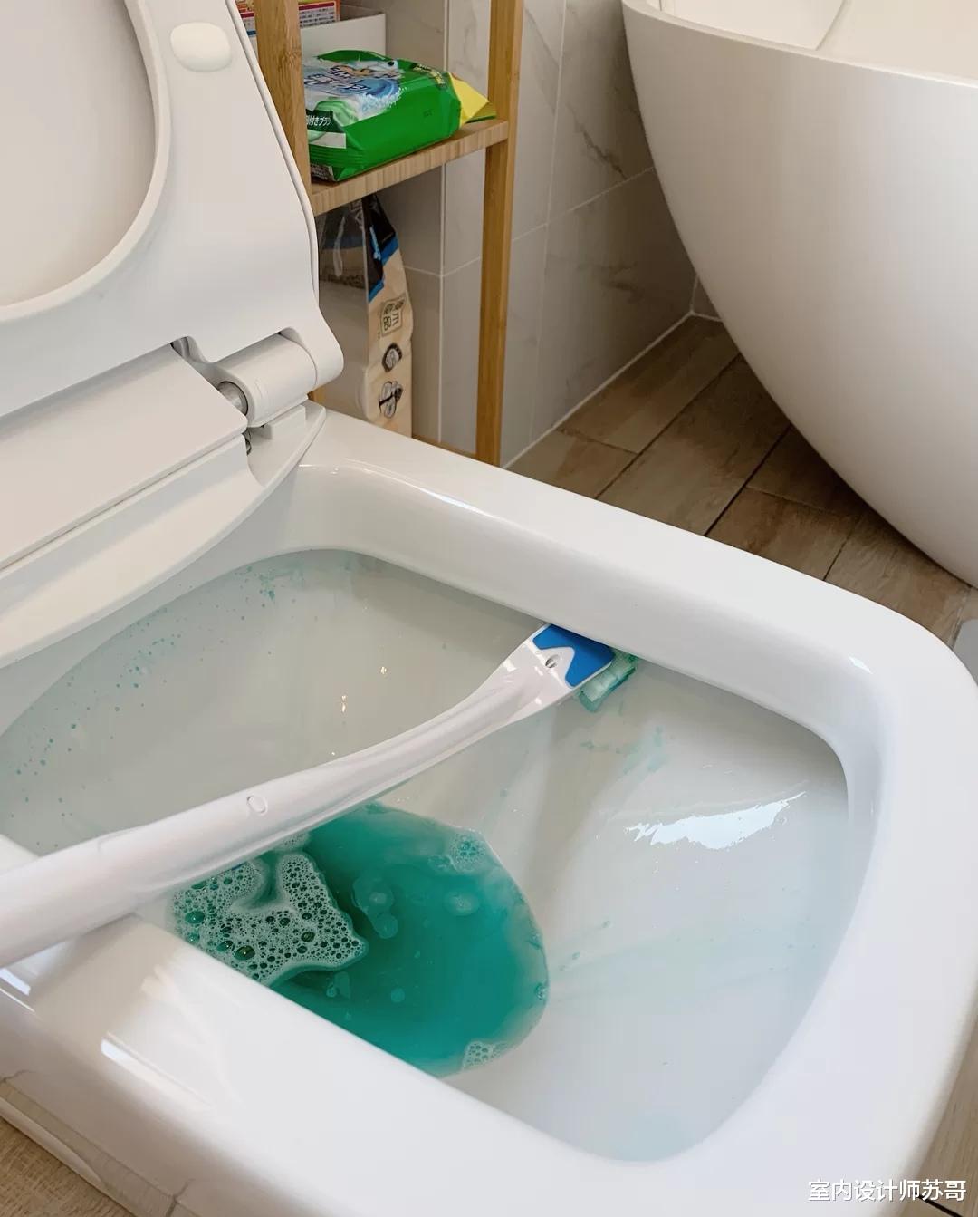 如果不差钱,尽量给卫生间添这几个“便宜货”,个个有真本事