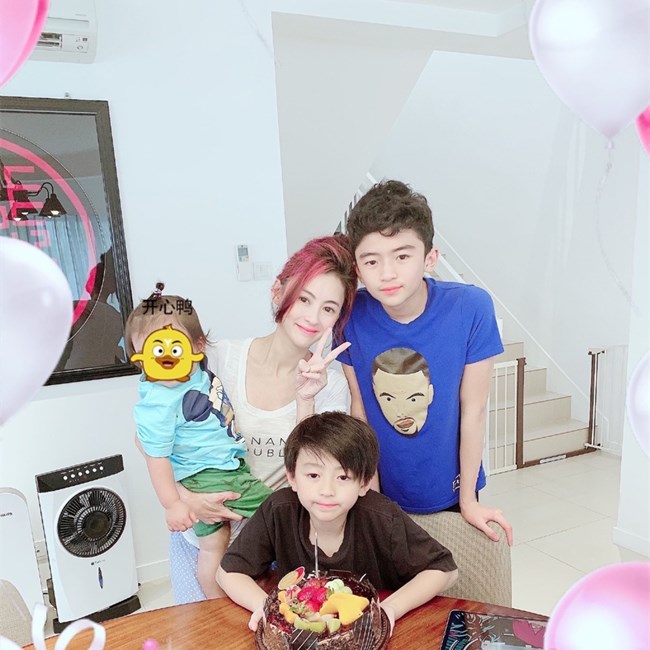 张柏芝|13岁的Lucas早恋！想和女生牵手约会，张柏芝的处理方式情商太高