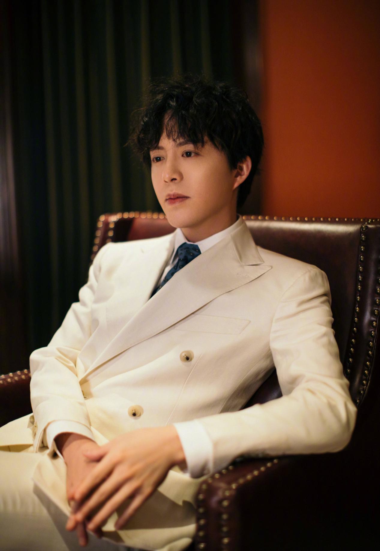 李云迪|内娱第一美少年终于复出！21年容颜不改气质仍在线，娱乐圈要变天