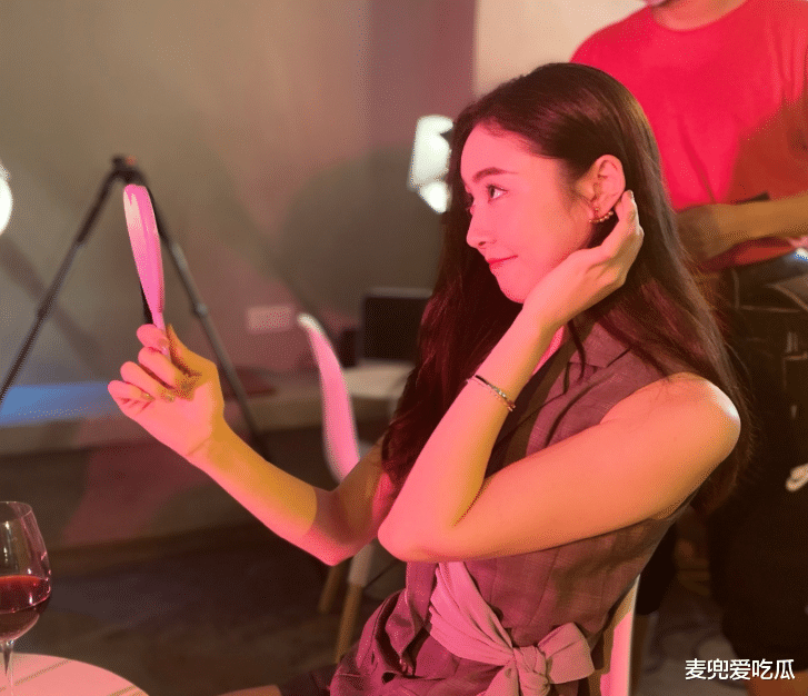 |网传陈露和闺蜜进去了？王萌上线回应，两人都很好