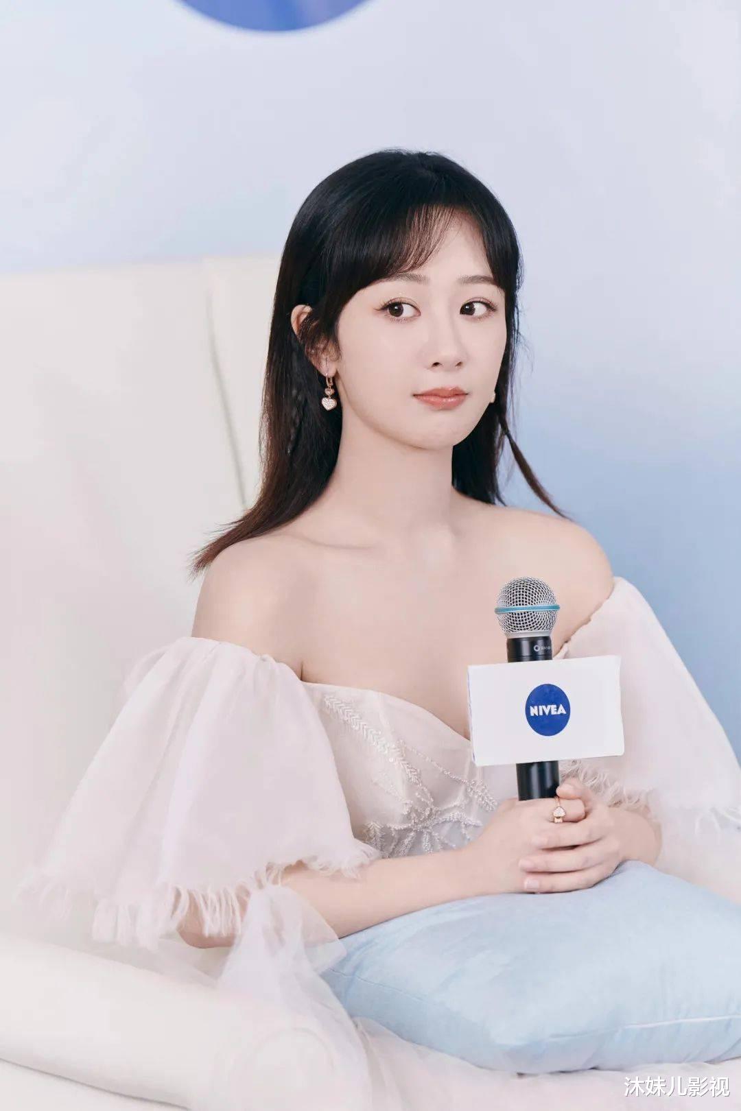 生图|女明星直播间生图怼脸，谁抗住了?