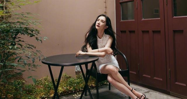 预告片|杨幂没人嘲了？在无数网友大肆吐槽杨紫的时候，为什么会放过杨幂