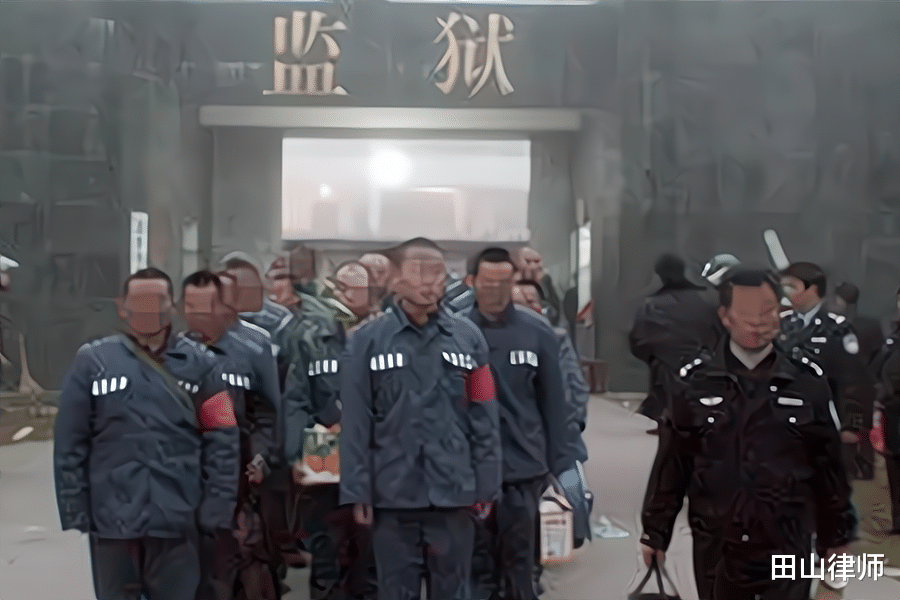 侏儒魔鬼彭妙计:卖了母亲卖儿子,魔鬼杀人犯的杀人抢劫“妙计”
