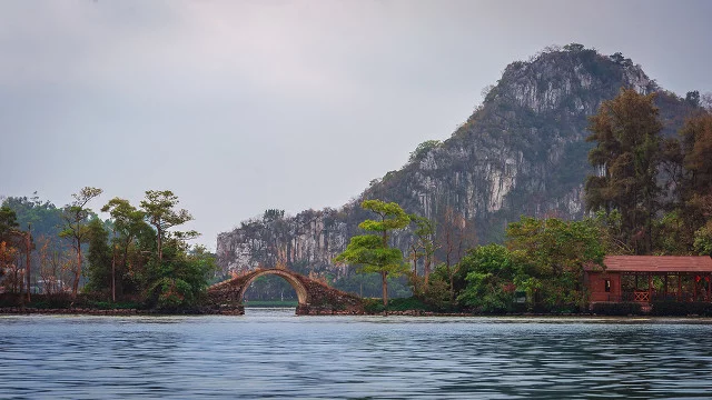 情感趣味测试 心理测试：哪一处山水能讨你欢心，测出是你2022年会撞上什么大运
