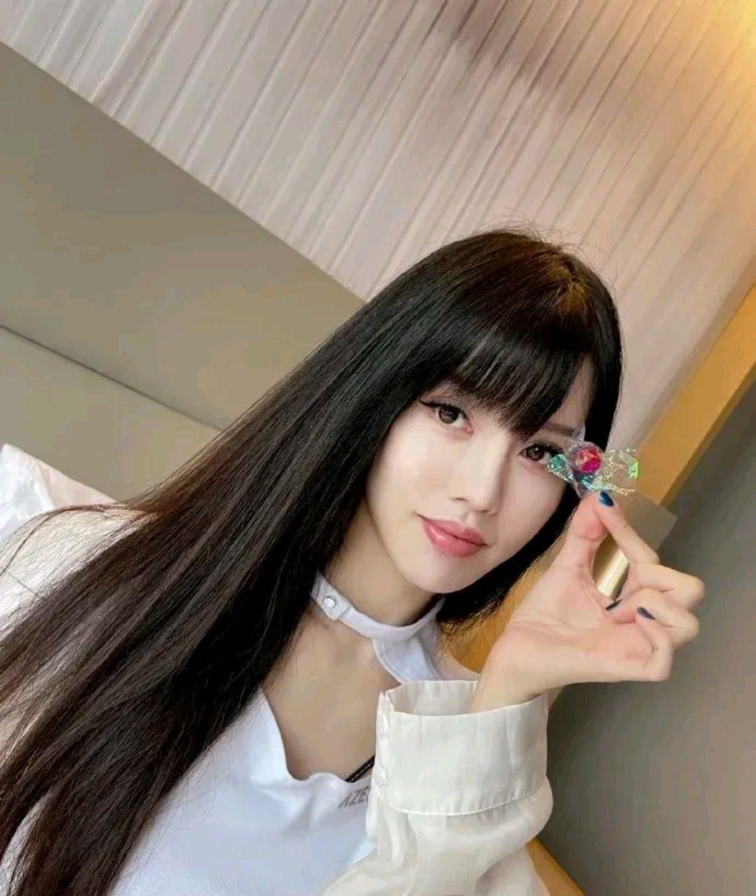 特里斯坦·汤普森|曾哲贞不会落井下石？李靓蕾她是撒谎了吗？汤普森承认有私生子？