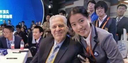 刘慈欣 ?15岁天才小女孩，最年轻的科学家，重新刷新世界对中国的看法