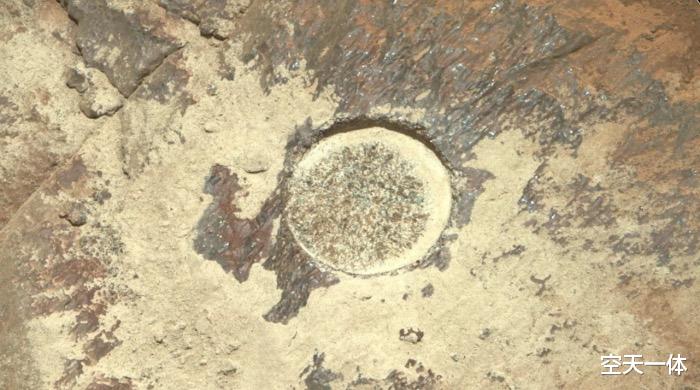 “毅力”号火星车发现一块奇怪岩石,NASA:没人见过的东西