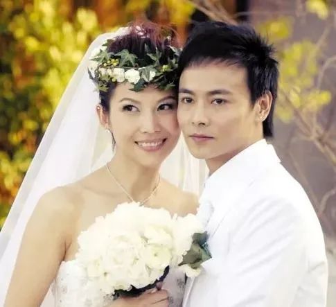 蔡少芬|47岁蔡少芬写遗言支持丈夫再娶：“找一个对女儿好的女人。”